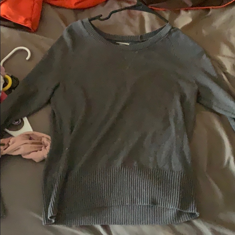 Old navy sweater